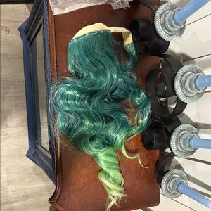 Green Ombre Wavy Hair Velcro Extension 18”